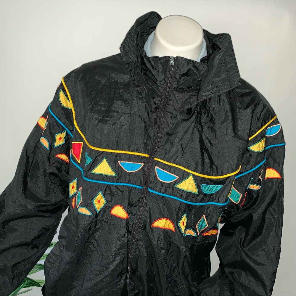 v i n t a g e :: Rad Artsy Vibrant Retro Windbreaker Rain Jacket - Picture 12 of 13